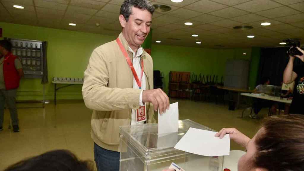 El candidato del PSC en El Vendrell, Kenneth Martínez