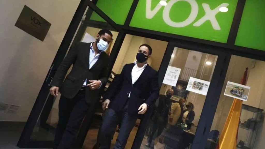 Ignacio Garriga, diputado de Vox en Cataluña, con Santi Abascal, presidente del partido