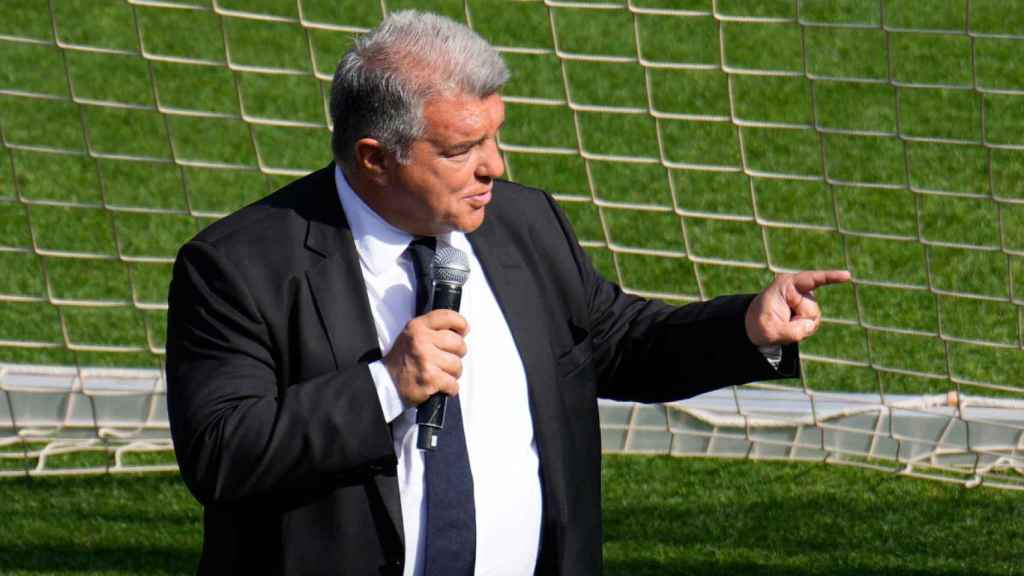 Joan Laporta en la colocación de la primera piedra del Camp Nou