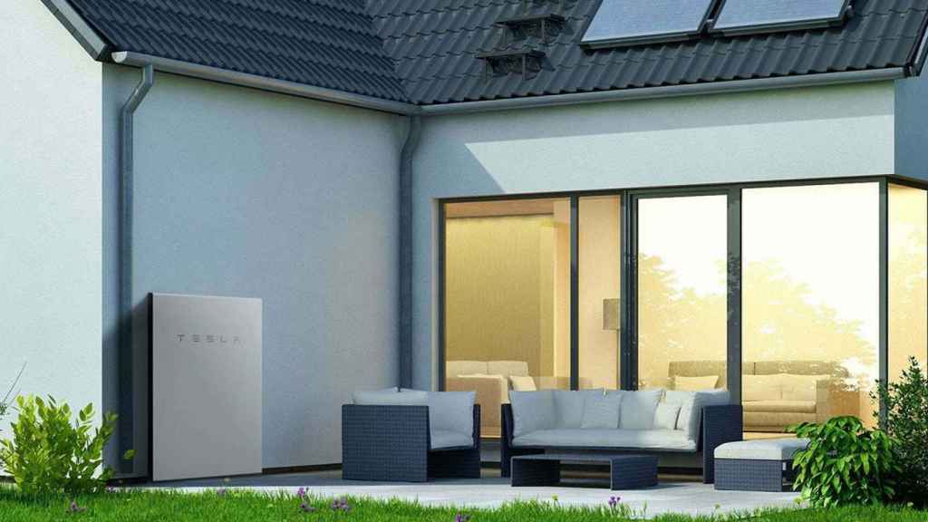 Empieza a ahorrar con Holaluz instalando la batería Tesla Powerwall para sistemas de energía solar