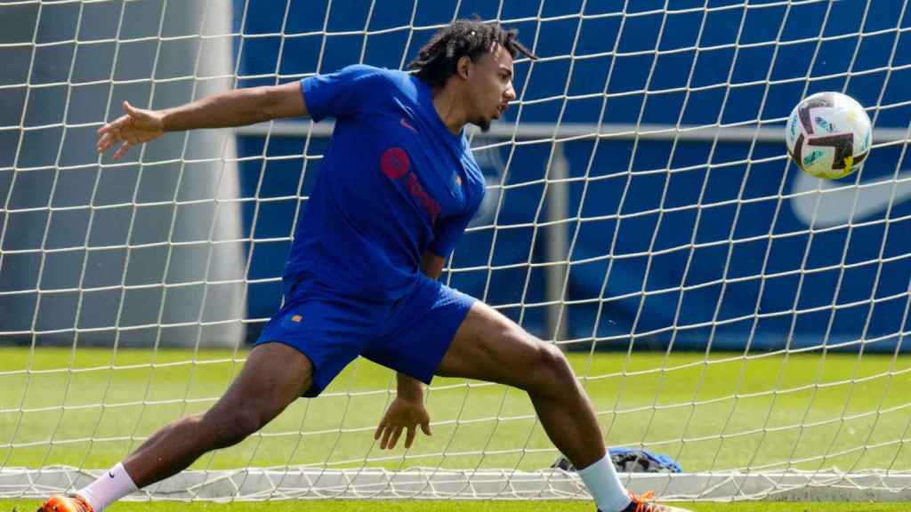 Jules Koundé, durante un entrenamiento del Barça