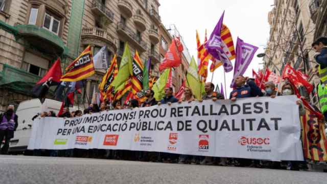 Manifestación profesores contra el consejero de Educación, Josep Gonzàlez-Cambray