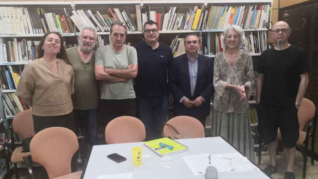 Los asistentes a la reunión del sector del ocio nocturno y la FAVB el lunes