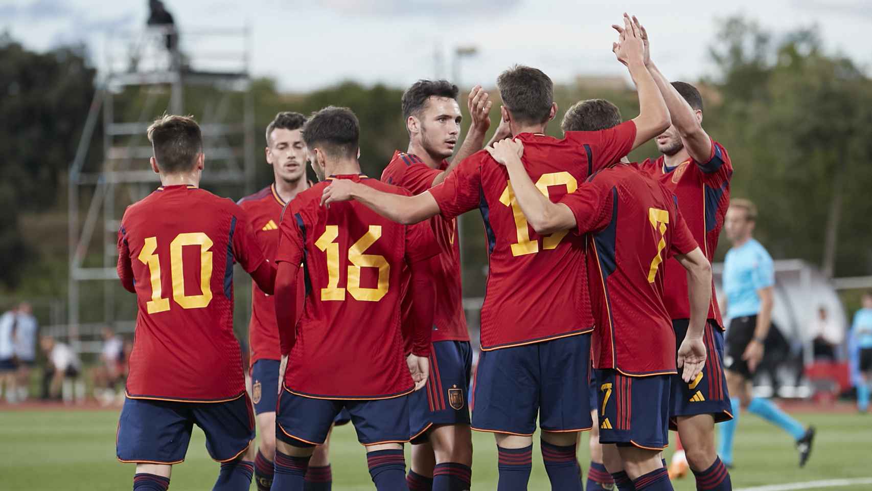 Los futbolistas de la Rojita celebran un gol anotado contra México / RFEF