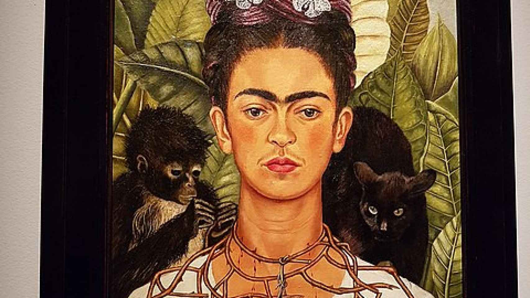 'Autorretrato con collar de espinas y colibrí', de Frida Khalo / WIKIPEDIA