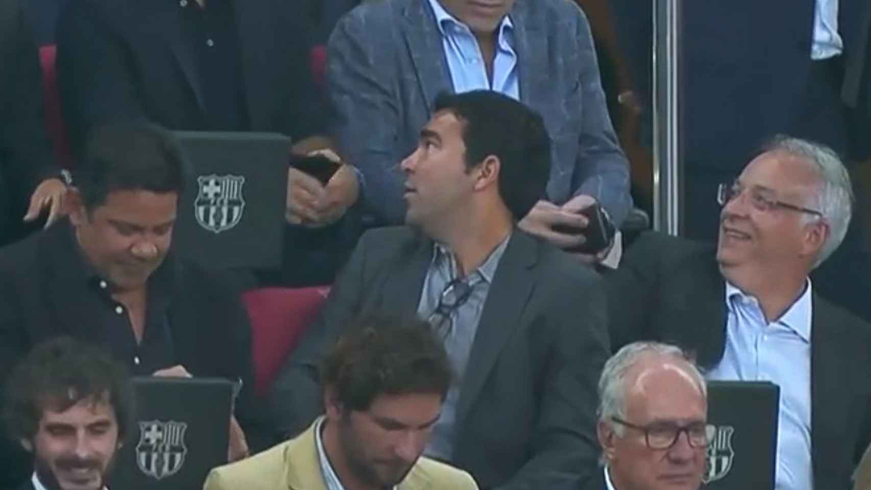 Deco, durante un partido del Barça en el Camp Nou / REDES