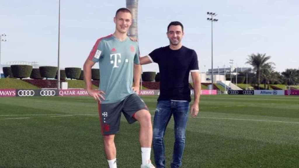 Kimmich y Xavi, durante un acto celebrado en Qatar / REDES