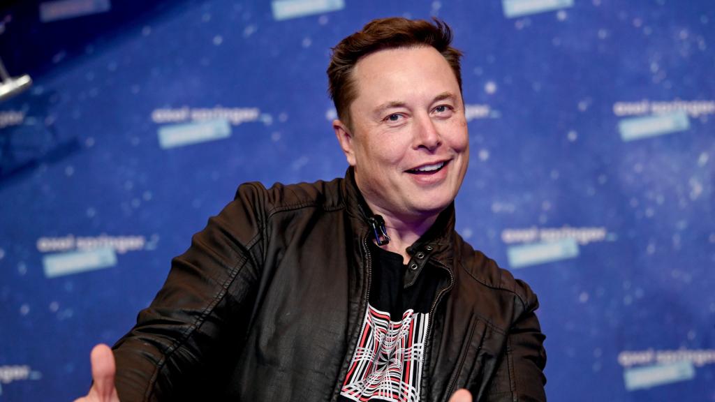 Elon Musk, fundador y primer ejecutivo de Tesla, vuelve a liderar la lista de los más ricos / EP