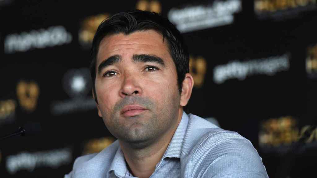 Deco, antes de una rueda de prensa como representante de jugadores