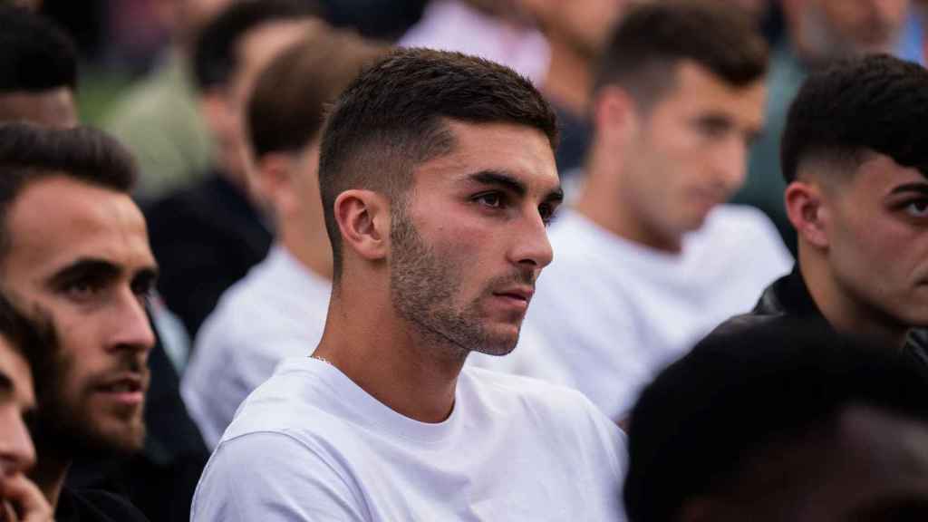 Ferran Torres, durante el acto de despedida de Sergio Busquets