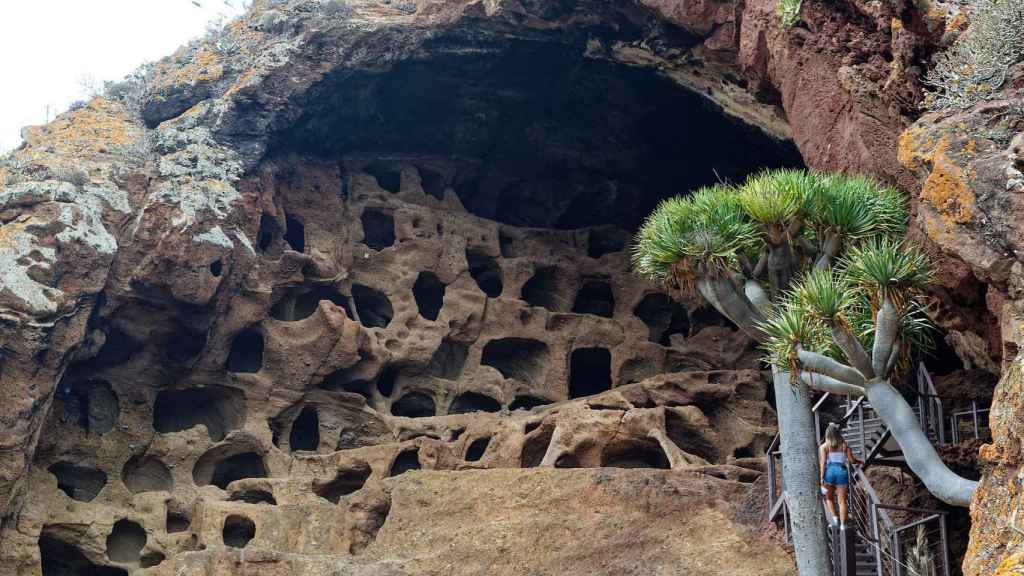 El Cenobio de Valerón es un granero colectivo donde los antiguos canarios guardaban alimentos