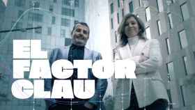 Xavier Sala i Martín y la directiva de la cambra Camprubí, en una imagen de 'El Factor Clau' de TV3