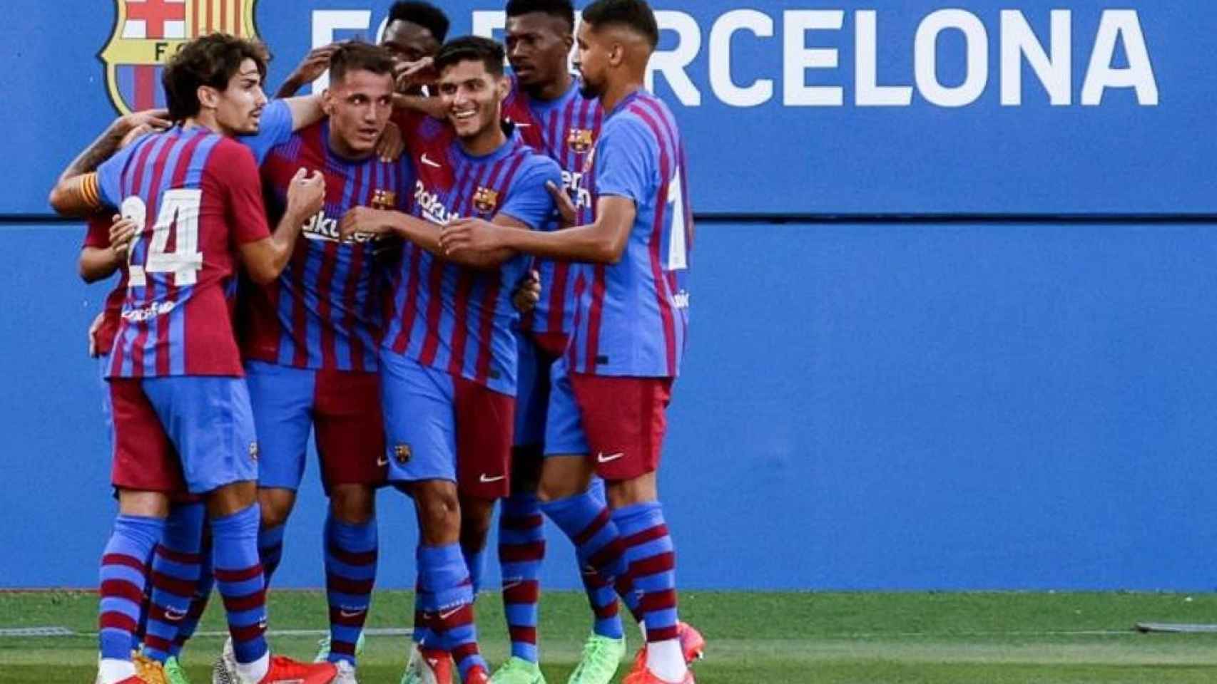 El Barça Atlètic celebra un gol en el Johan Cruyff