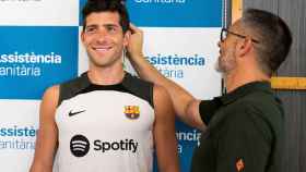 Sergi Roberto pasa la revisión médica con el Barça