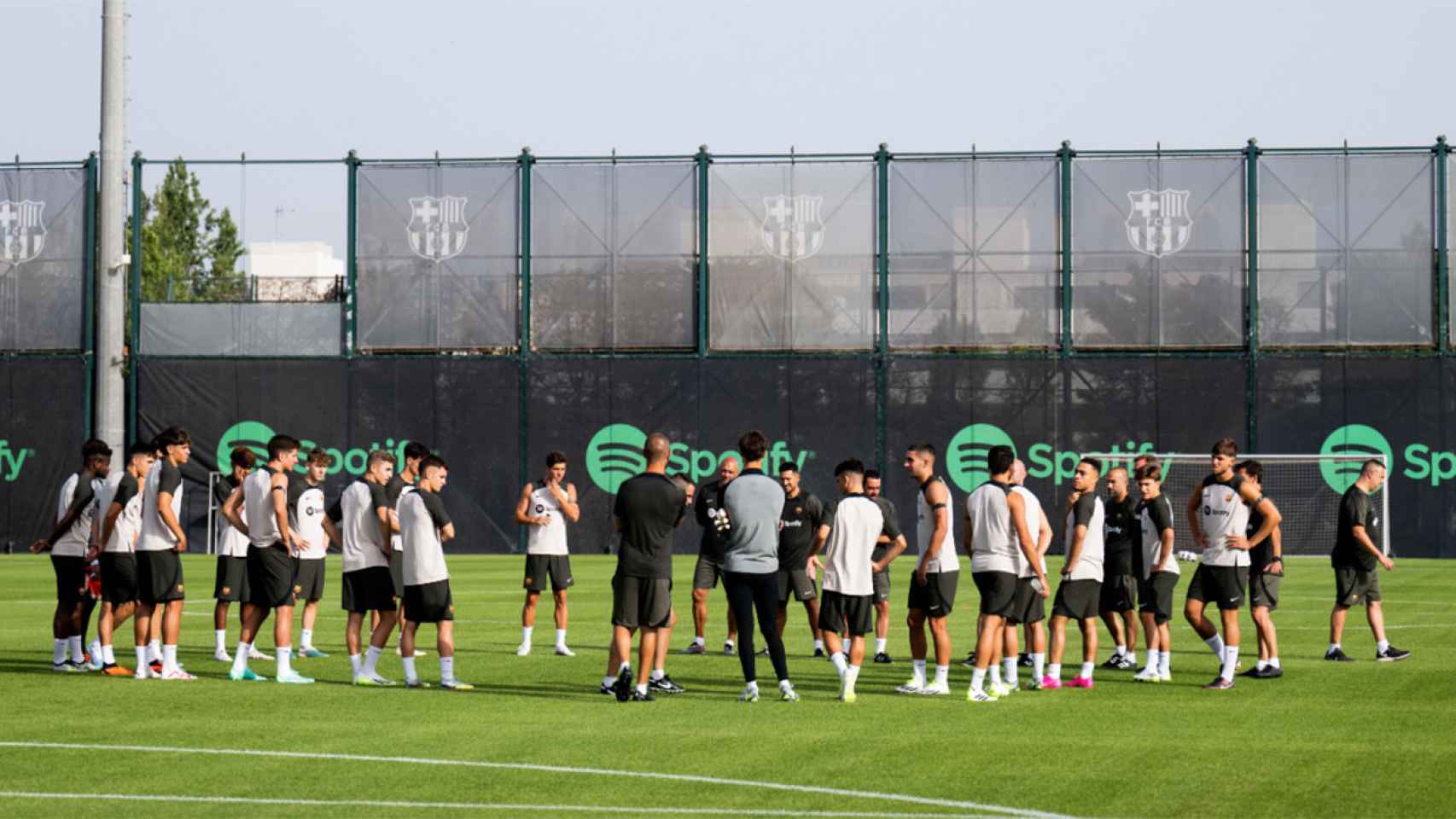 El FC Barcelona, durante una sesión de entrenamiento en pretemporada / FCB