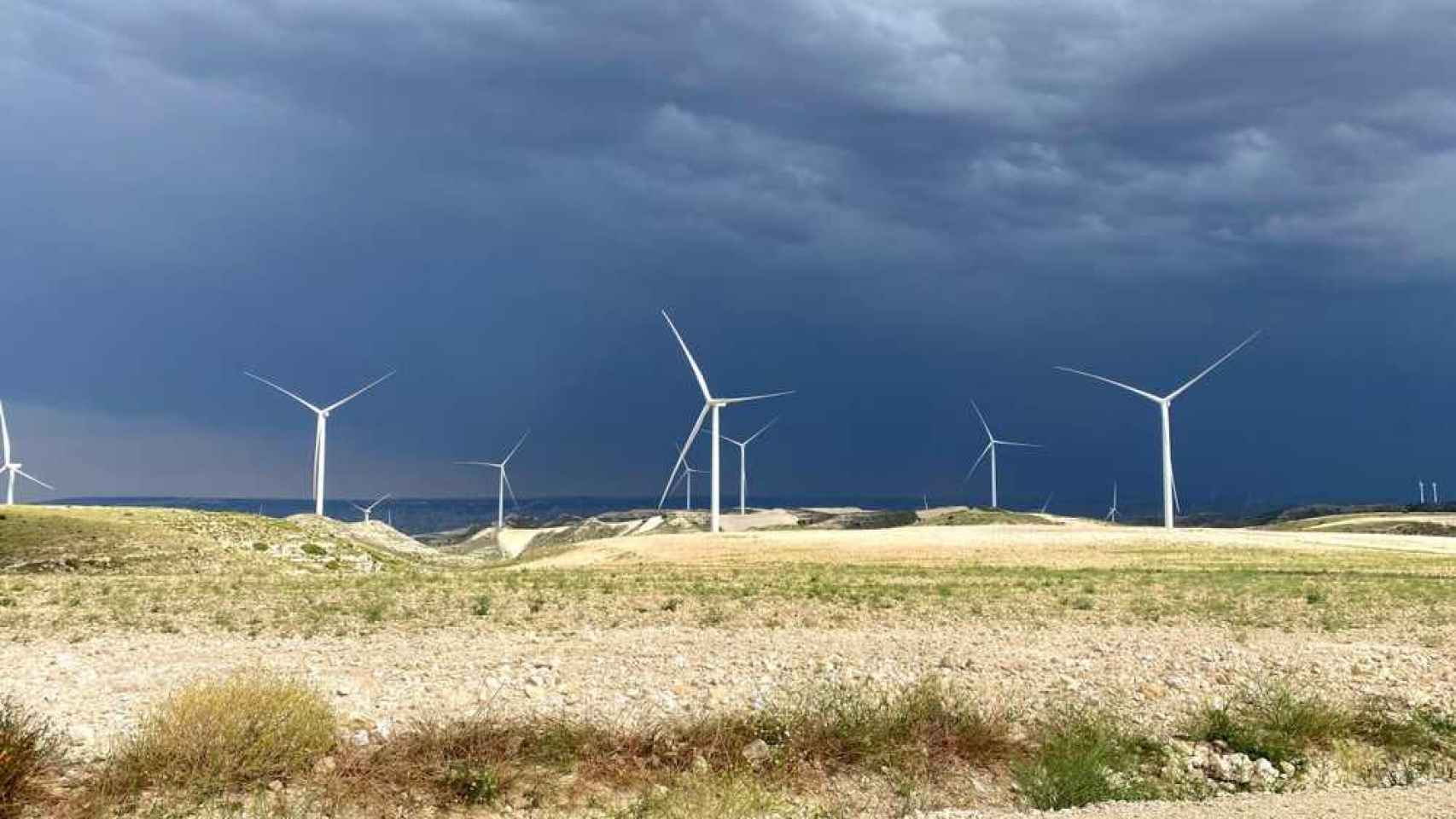 Parque eólico en los Monegros