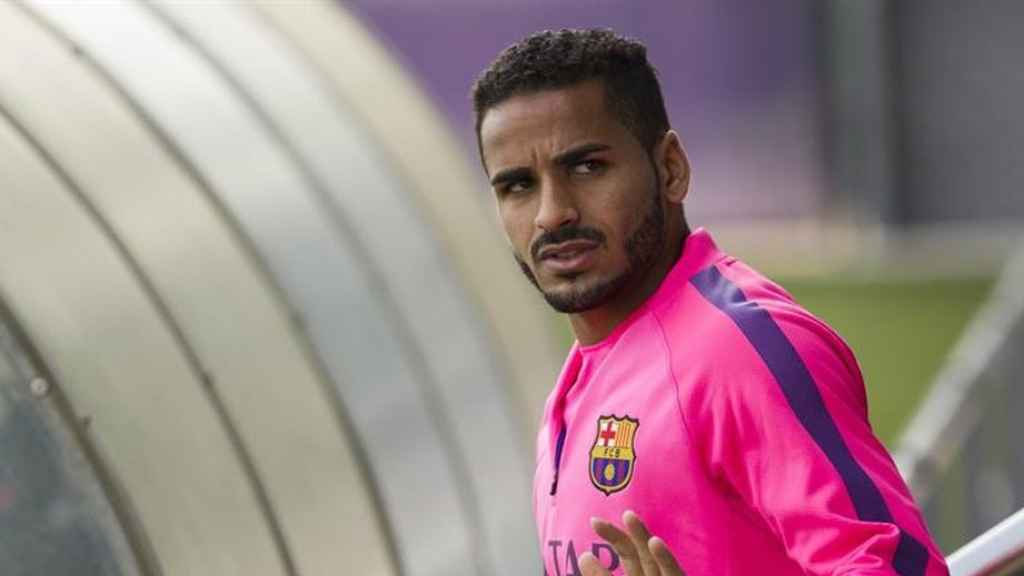 Douglas en un entrenamiento con el Barça