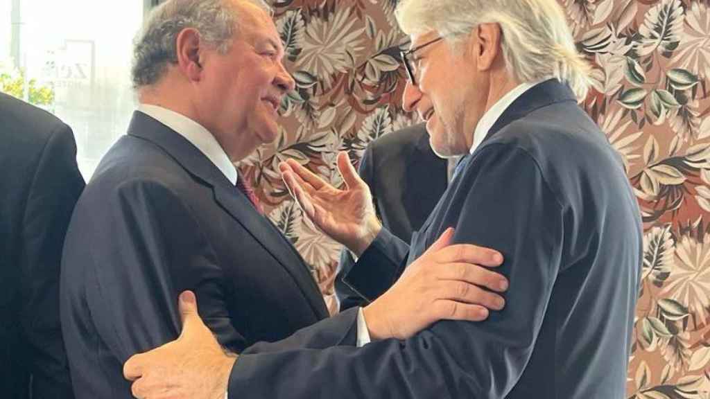 El presidente de Foment del Treball, Josep Sánchez Llibre, y el ministro de Economía portugués, António Costa Silva, reunidos en Lisboa