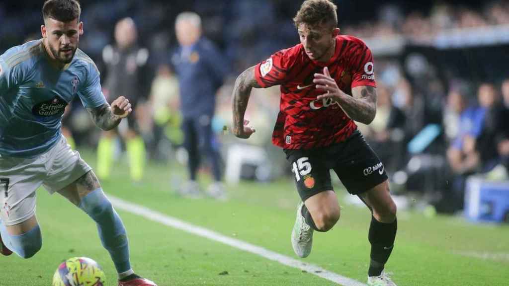 Pablo Maffeo, en un partido con el Mallorca contra el Celta