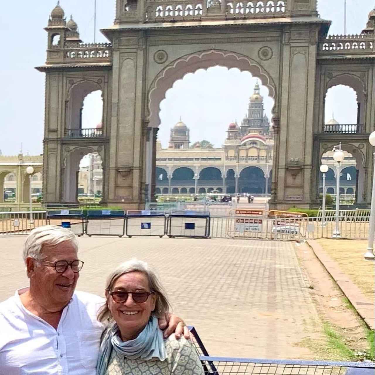 Durante uno de los viajes del matrimonio