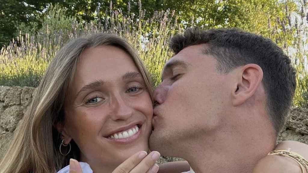 Christensen anuncia su compromiso matrimonial con Katrine Friis