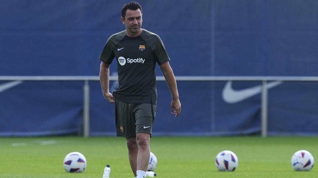 Xavi Hernández, durante un entrenamiento con el FC Barcelona / EFE