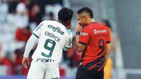 Endrick y Vitor Roque, en un duelo entre Palmeiras y Paranaense