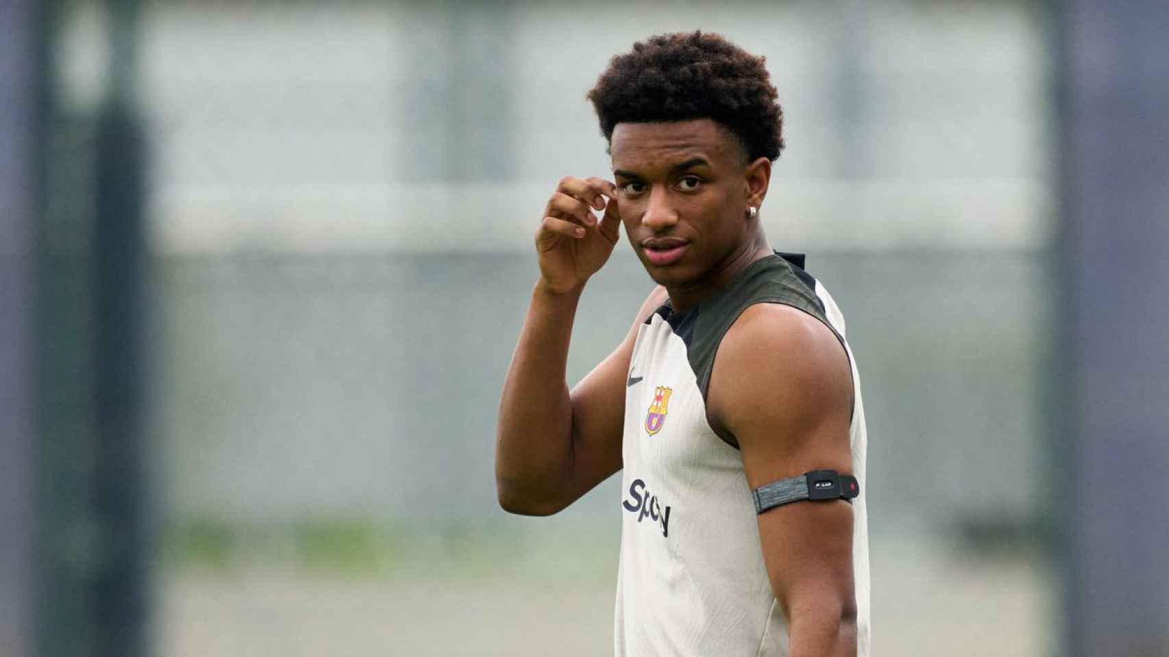 Alejandro Balde, durante un entrenamiento con el FC Barcelona / REDES