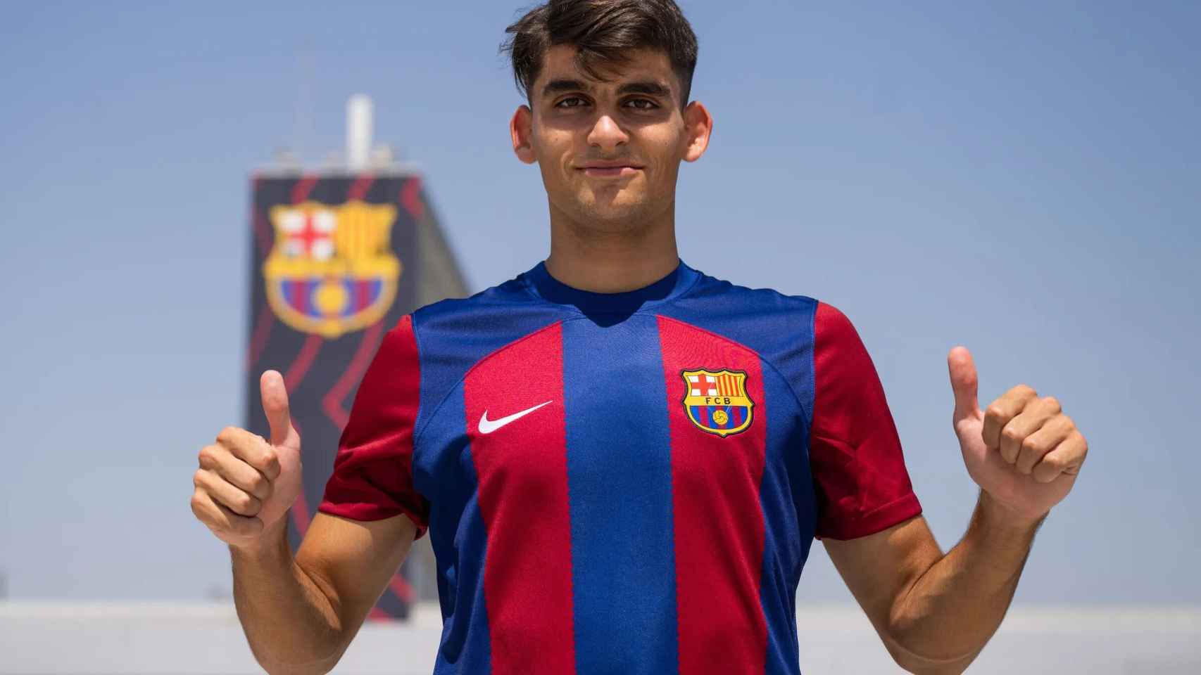 El Barça B cierra el cuarto fichaje del verano