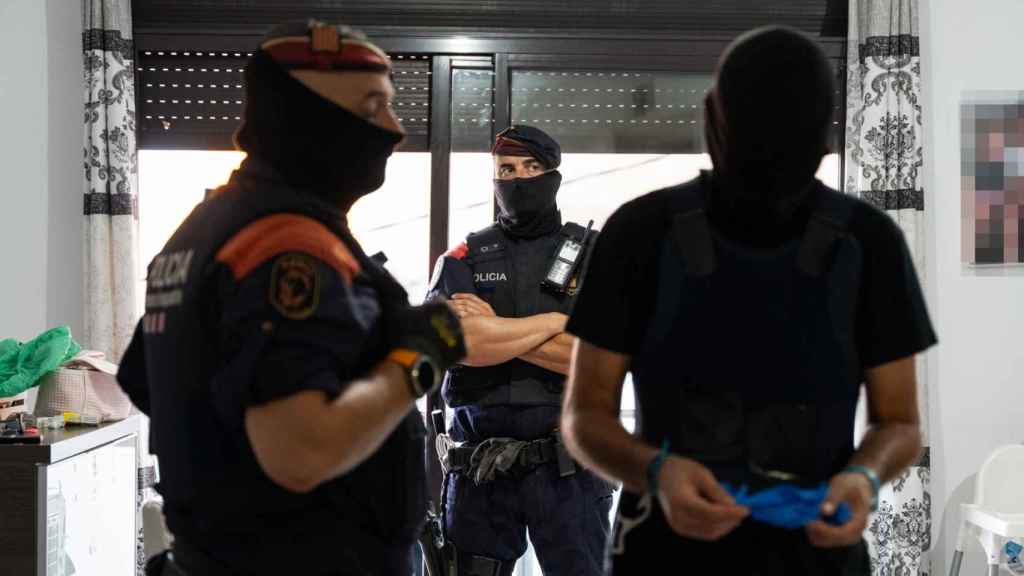 Operacón de Mossos d'esquadra: Así se vivió desde dentro la desarticulación de un grupo criminal que utilizaba armas de fuego