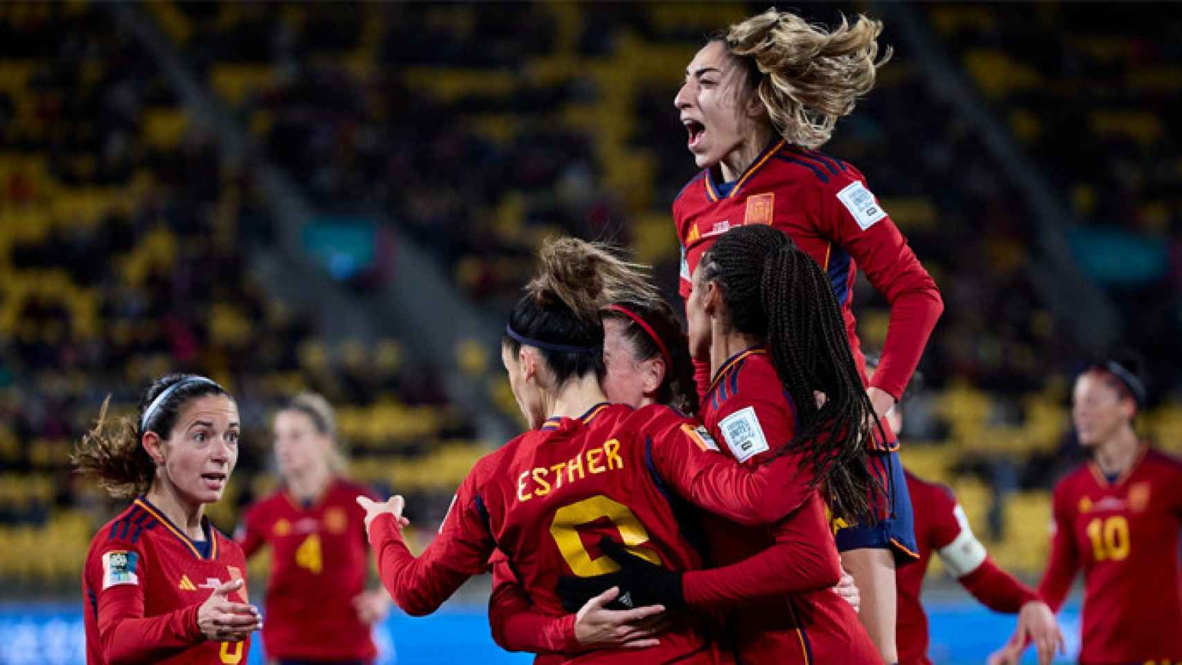 La euforia de las jugadoras de España tras ganar en su debut mundialista