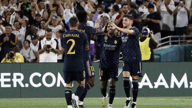 El Real Madrid, celebrando uno de los goles contra el AC Milan en pretemporada / EFE