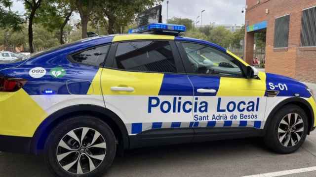 Vehículo de la Policía Local de Sant Adrià de Besòs / TWITTER