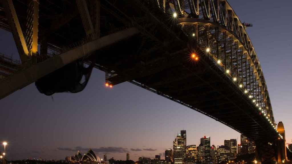 Sidney, puente Harbour con la Opera House al fondo