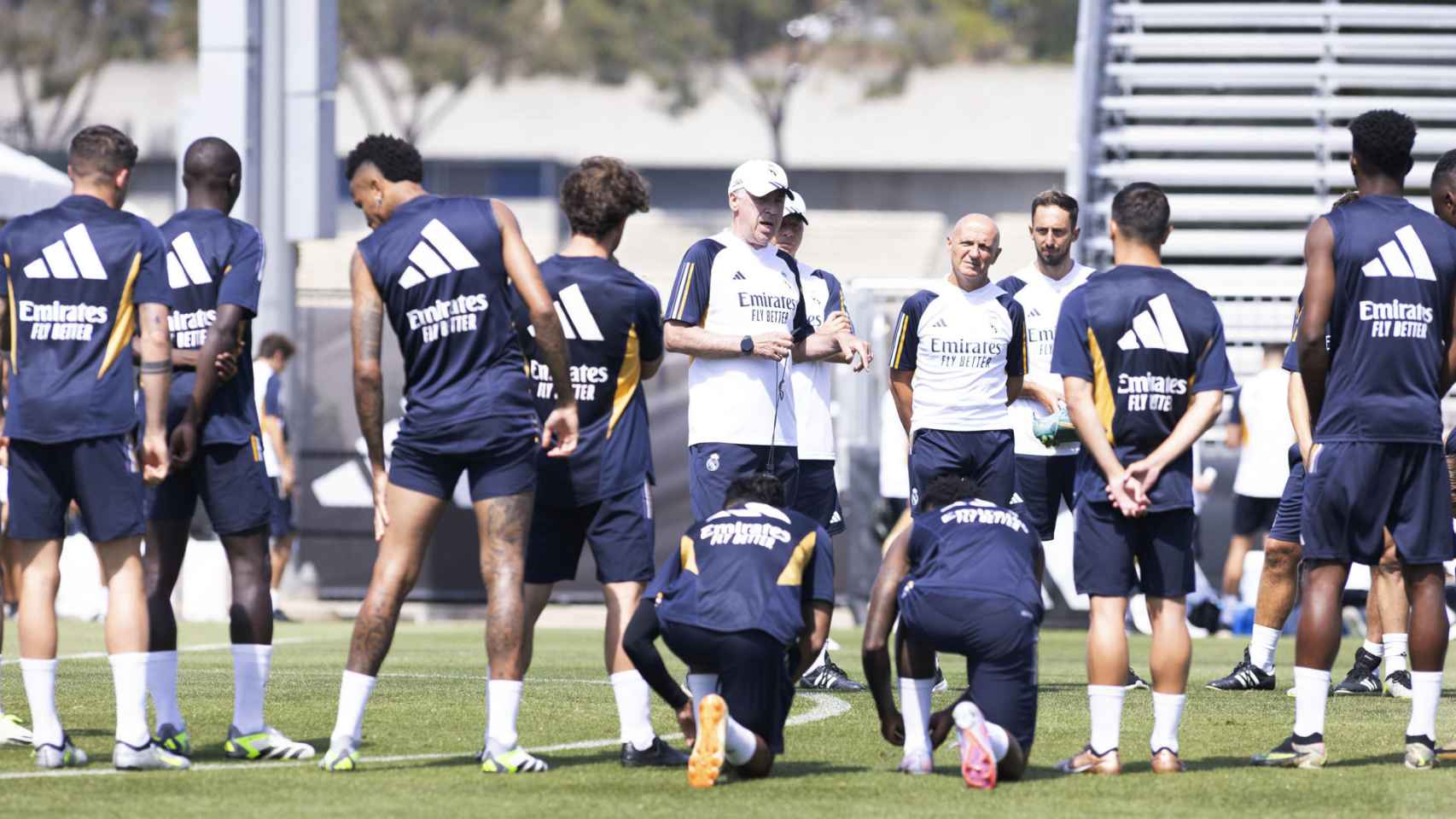 La plantilla del Real Madrid, durante un entrenamiento en Estados Unidos / EFE