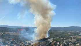 El incendio de Collbató que ha obligado a cortar la A-2