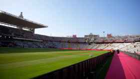 El Estadi Olímpic de Montjuïc, antes de la disputa del Gamper