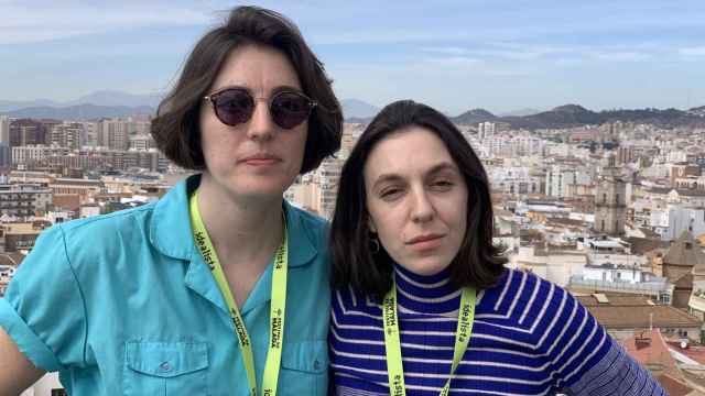 Las cineastas Alba Cros y Nora Haddad