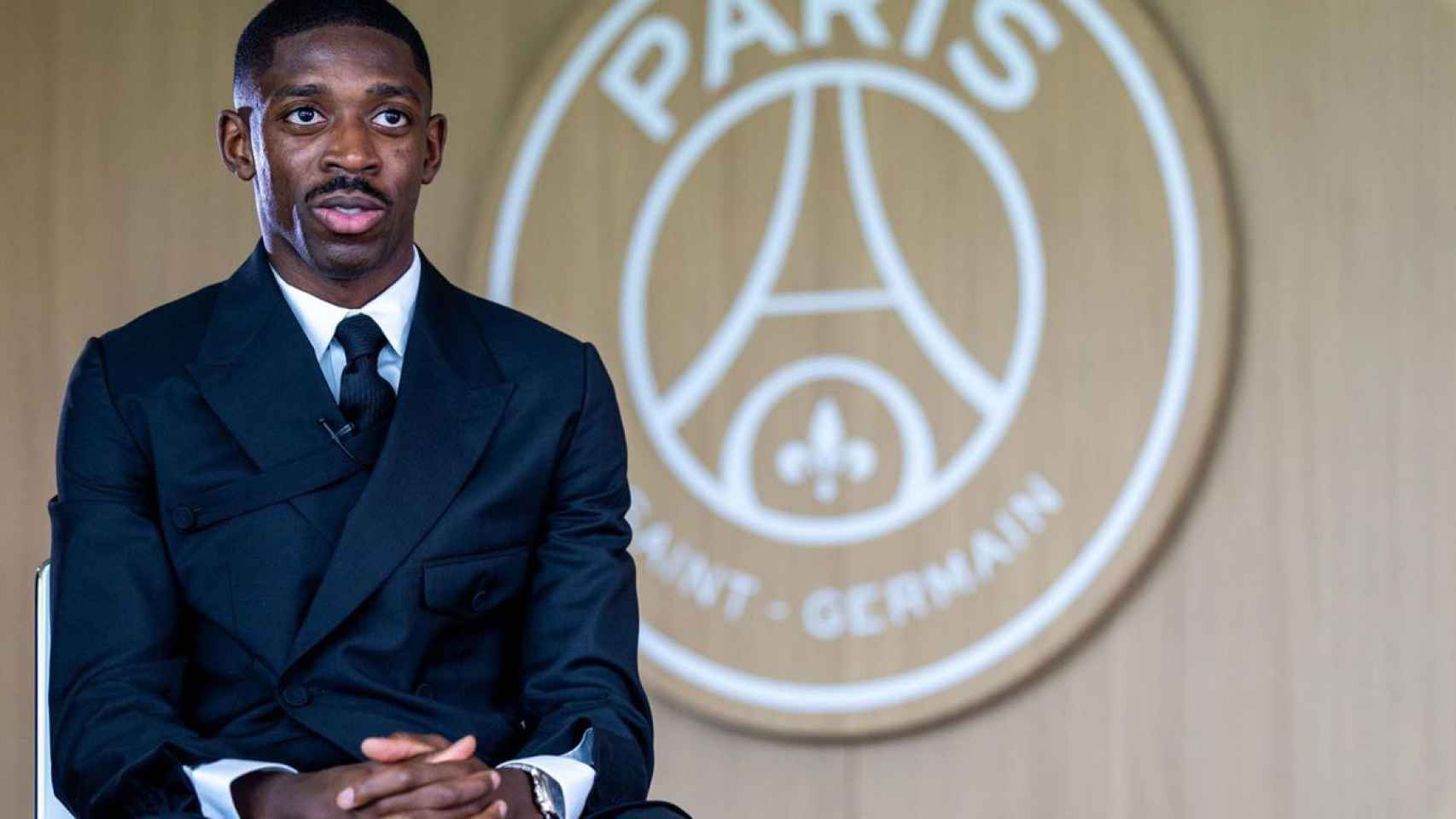 Ousmane Dembelé, durante su presentación con el Paris Saint-Germain / REDES