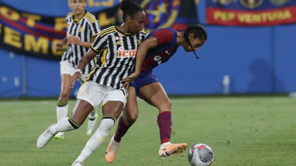 Esmee Brugts debuta con el Barça femenino en el Gamper