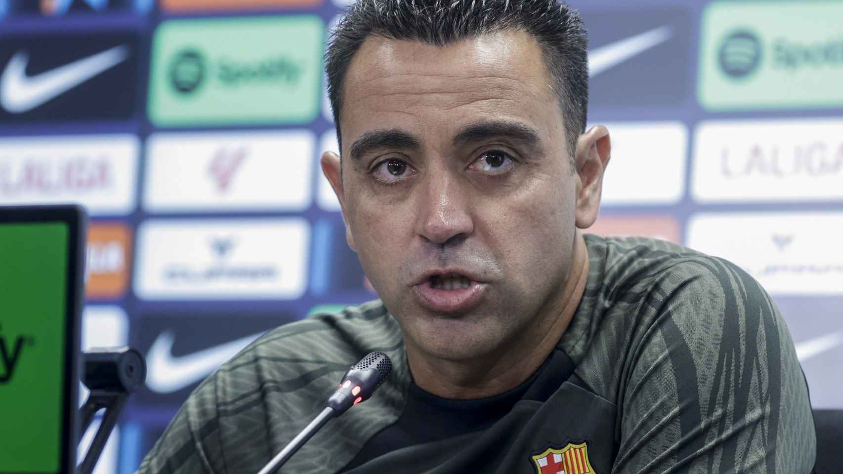 Xavi Hernández, durante la rueda de prensa previa al cruce contra el Villarreal