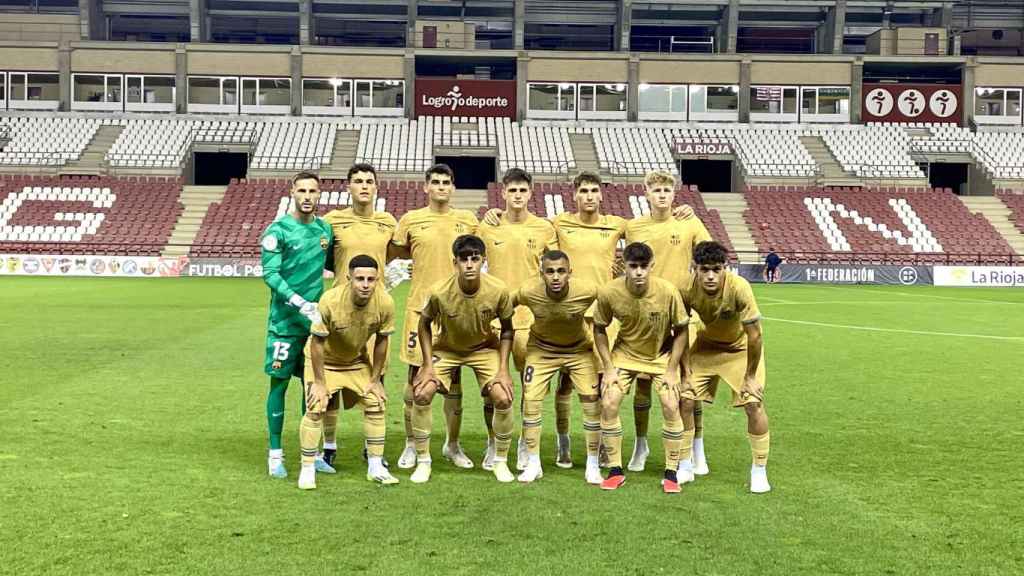 El Barça B en su debut de Primera RFEF contra la SD Logroñés