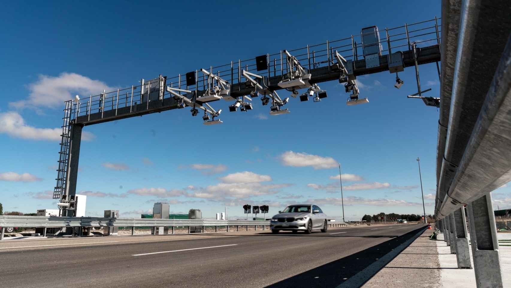 Un peaje moderno equipado con la tecnología de Indra