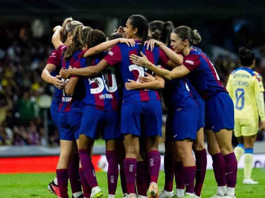 Las jugadoras del Barça celebran un gol en el Estadio Azteca