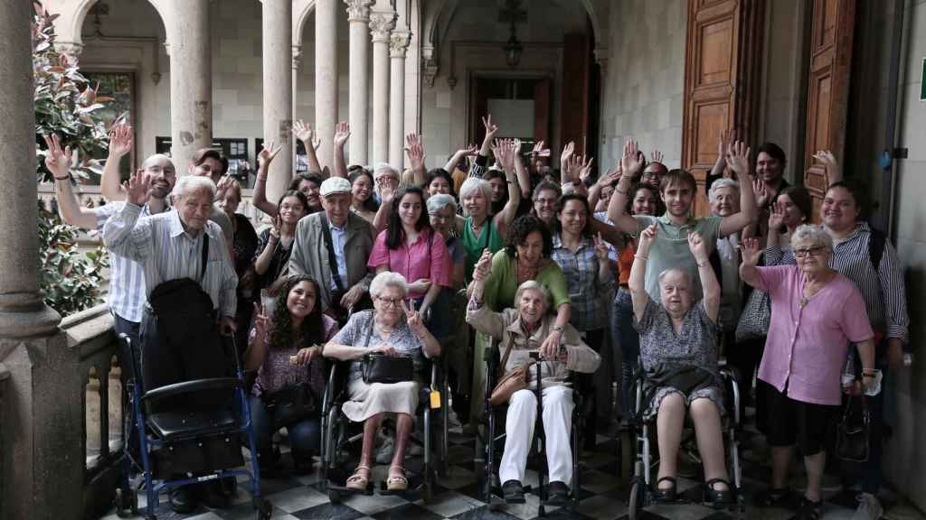 Acto de fin de curso con todos los beneficiarios del programa Vivir y Convivir de este año de la Fundación Roure