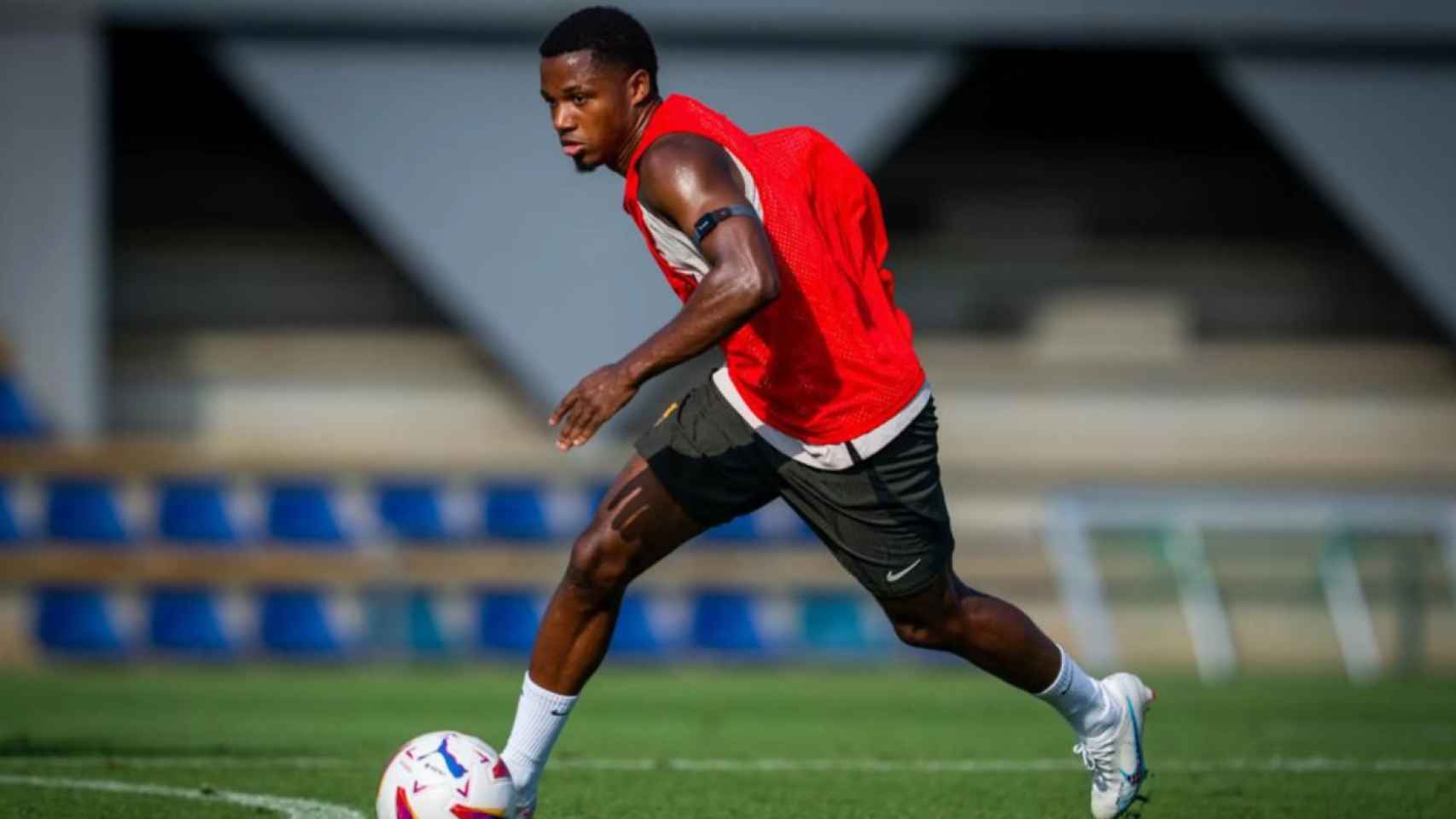 Ansu Fati, en un entrenamiento del Barça