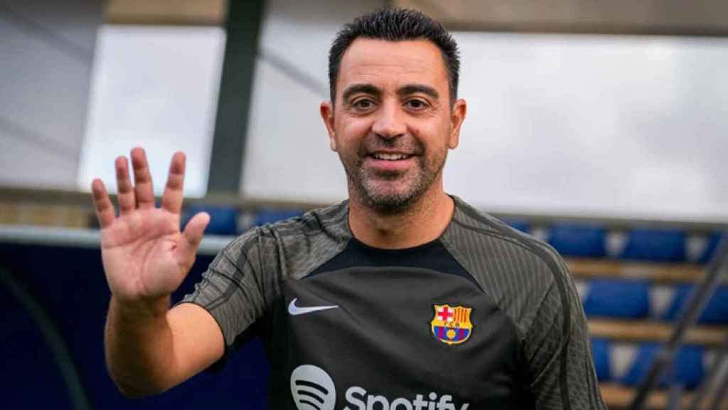 Xavi Hernández, antes de dirigir un entrenamiento del Barça