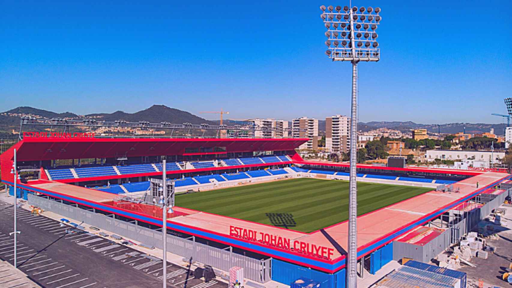 Imagen aérea del Estadi Johan Cruyff en la Ciutat Esportiva