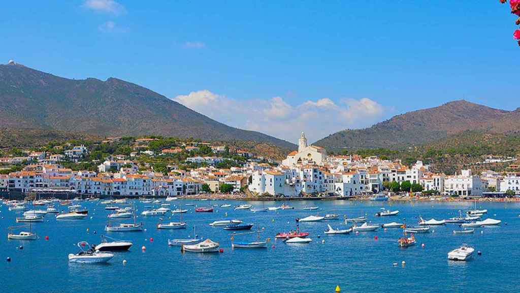 Cadaqués concluye agosto con 28 personas sin trabajo