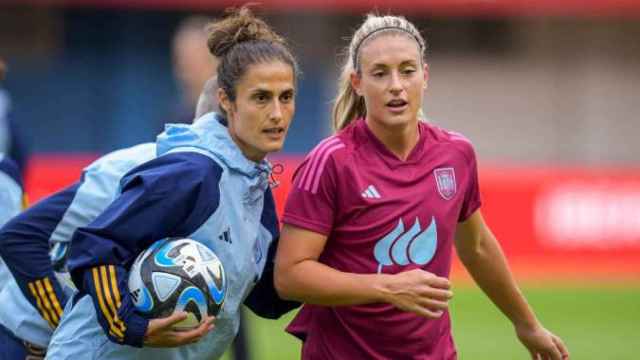 Montse Tomé, entrenando con Alexia Putellas